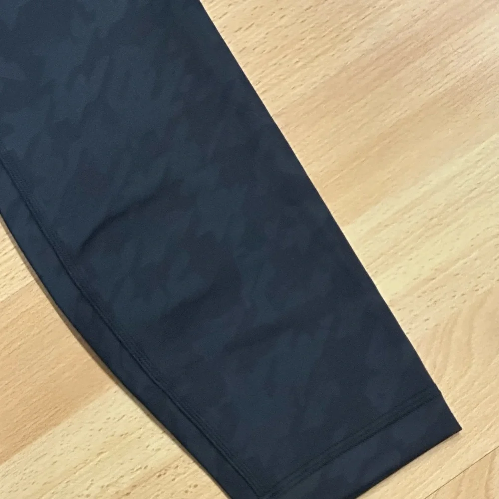 Brand New Lululemon Wunder Train Leggings - Picture 6 of 14